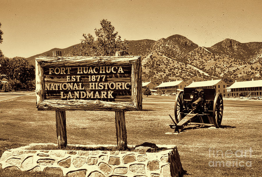 fort huachuca commissary hours fourth of july