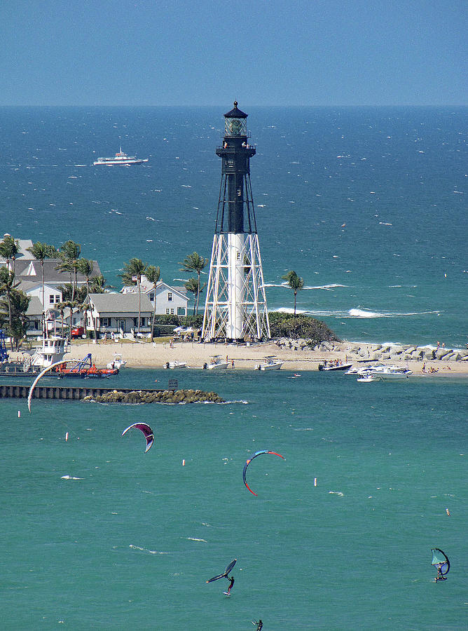 Full House at the Hillsboro Inlet and Lighthouse in Florida Photograph by Corinne Carroll