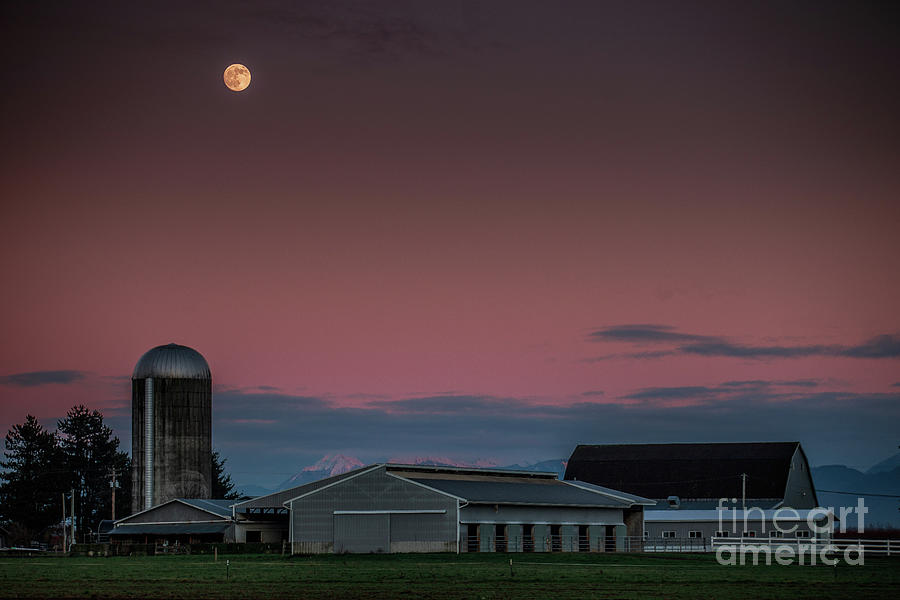 Full Moon over the Farm Photograph by Randy Small | Fine Art America