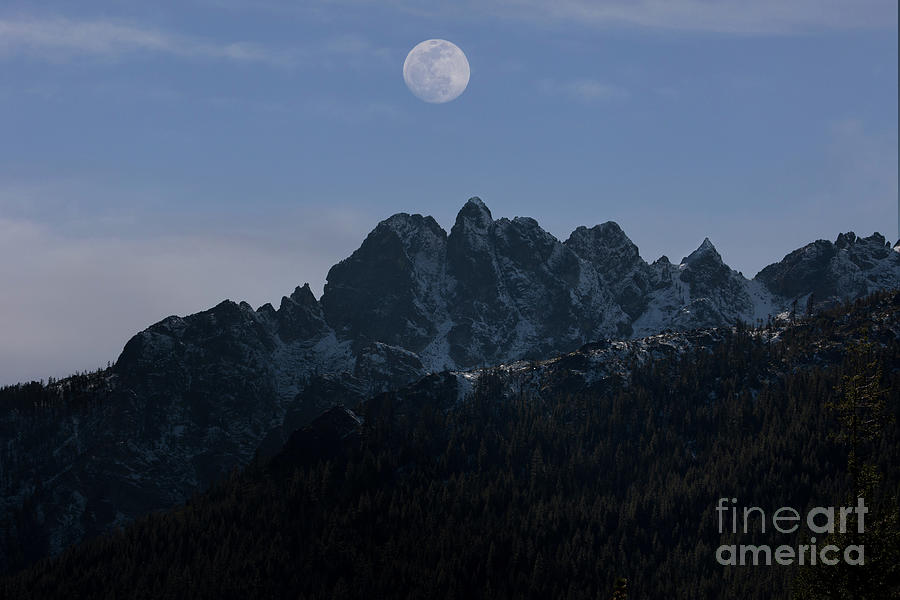 Full Moon over the Sierra Buttes  Photograph by Leslie Wells