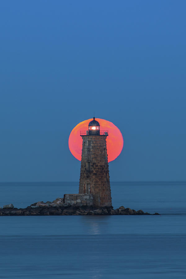 Full Moon over Whaleback Light Photograph by Juergen Roth