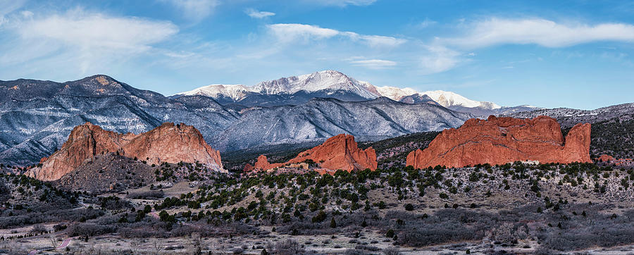Garden of the Gods and Pikes Peak Photograph by David Soldano