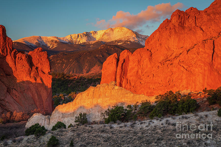 Colorado Springs Photograph - Garden of the Gods Twilight by Inge Johnsson