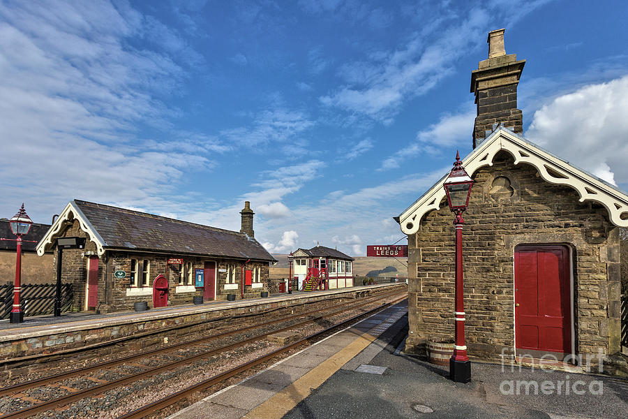 Garsdale Station, Yorkshire Dales Photograph by Tom Holmes Photography
