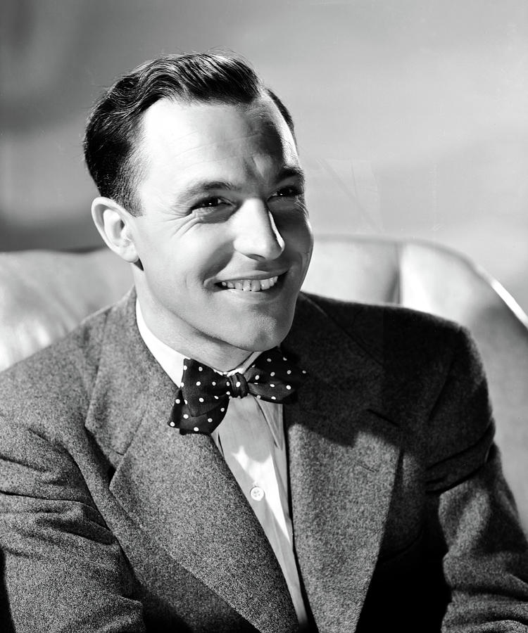 GENE KELLY in LIVING IN A BIG WAY -1947-, directed by GREGORY LA CAVA. Photograph by Album