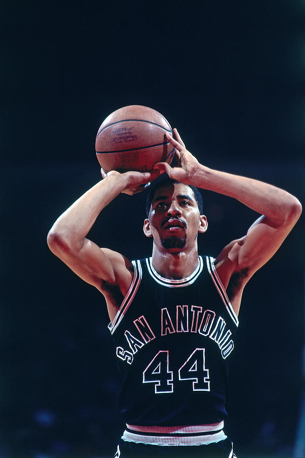 George Gervin Photograph by Bill Baptist - Pixels