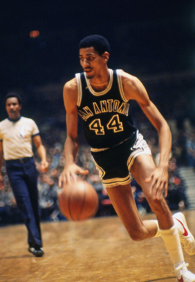 George Gervin Photograph by Nba Photos