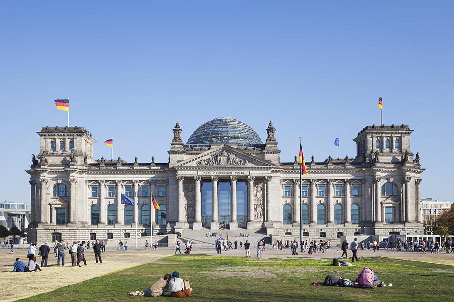 Germany, Berlin, disctrict Mitte, Reichstag building Photograph by Westend61