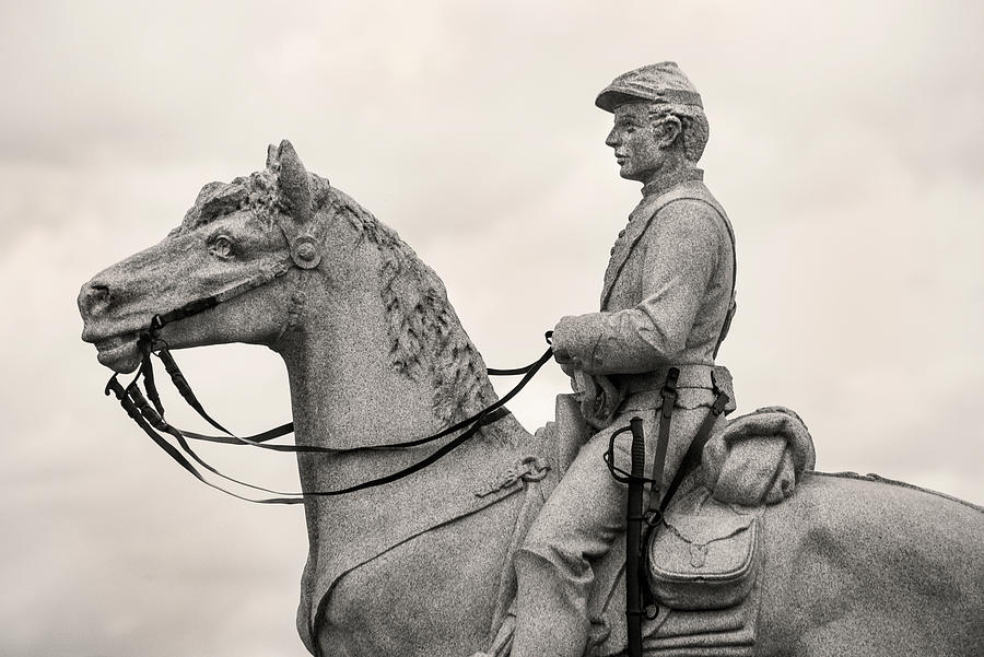 Gettysburg Calvary Monument  Photograph by Don Johnson