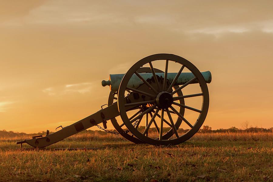 Gettysburg - Cannon at Sunrise Photograph by Liza Eckardt
