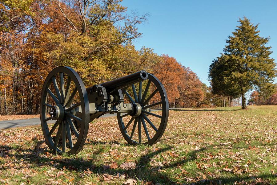 Gettysburg - Cannon in East Cavalry Battlefield Photograph by Liza Eckardt