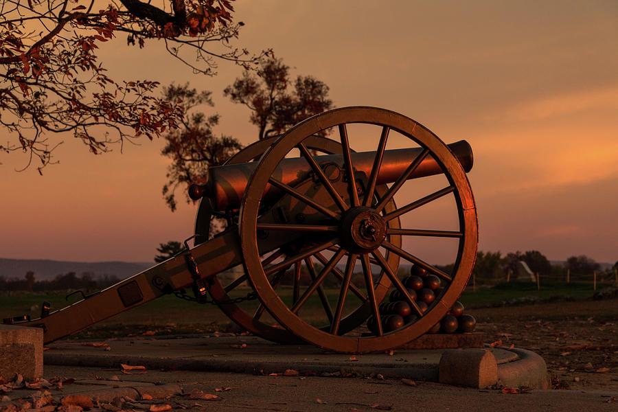 Gettysburg - Cannon with Cannon Balls at Sunrise Photograph by Liza Eckardt