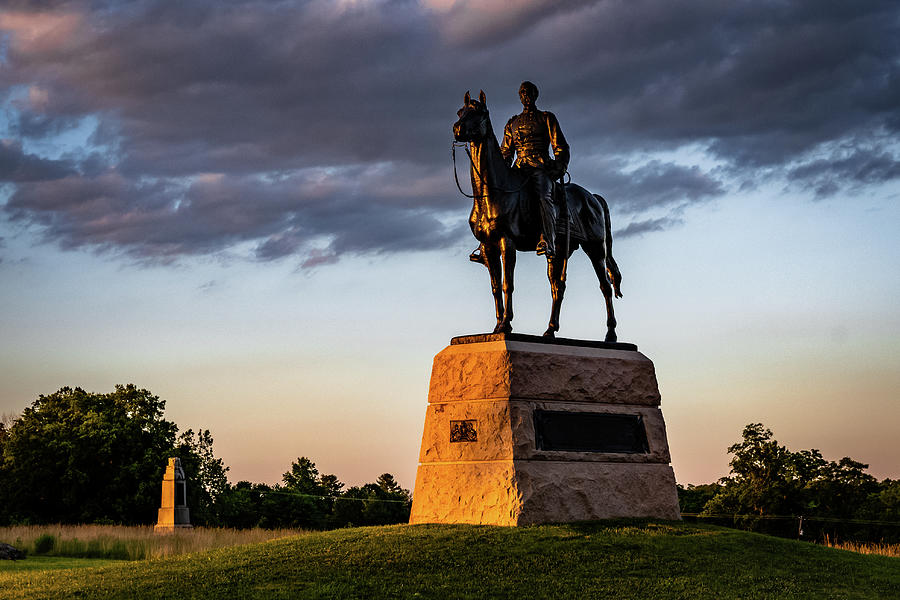 Gettysburg Monument 2 Photograph by Michael Hills - Fine Art America