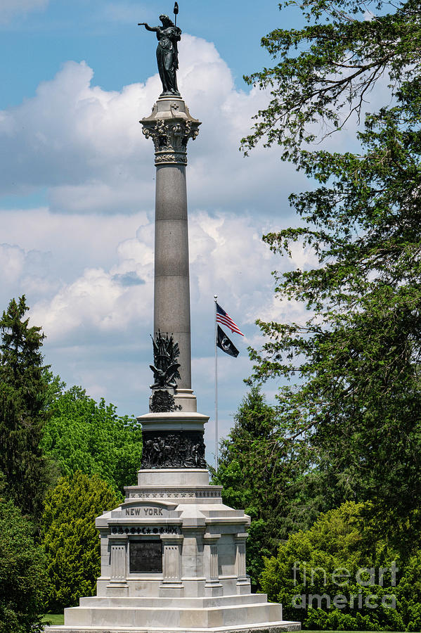 Gettysburg New York State Monument Photograph by Bob Phillips