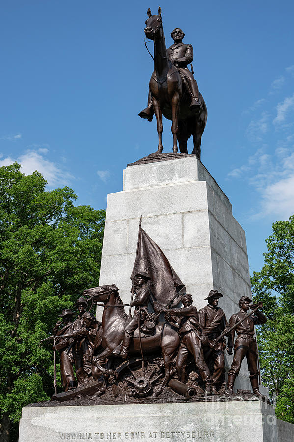 Gettysburg Virginia Monument Photograph by Bob Phillips