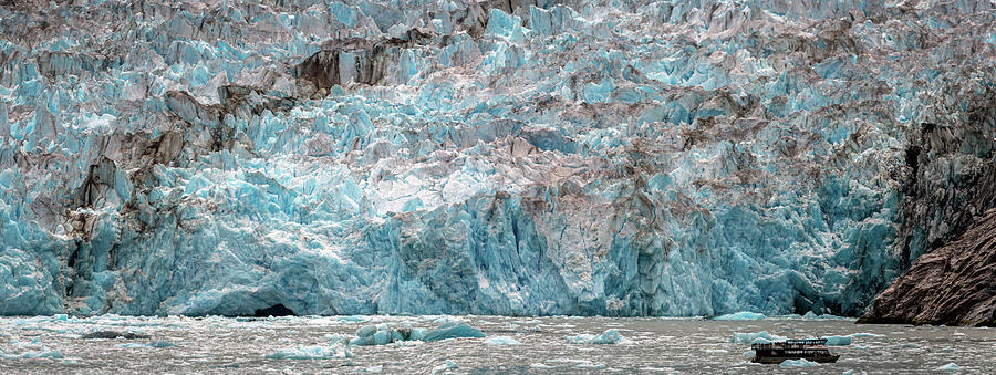 Glacier in Tracy Arm Fjord Photograph by Robert J Wagner