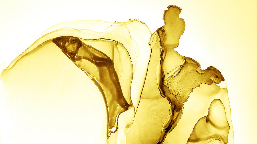 Glamour Alcohol Ink. New Year Greeting Card. Yellow Celebration Template. Liquid Gold. Expensive Banner. Crystal Foil. Subtle Backdrop. Brown Flowing Effect. Glamour Alcohol Ink Photograph