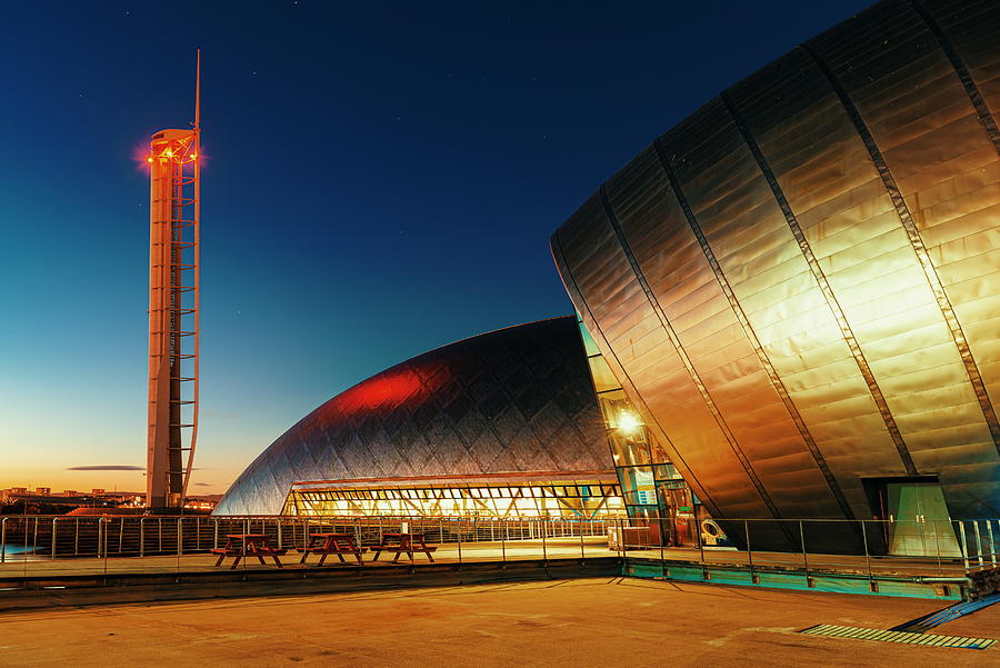 Glasgow Science Centre  Photograph by Songquan Deng