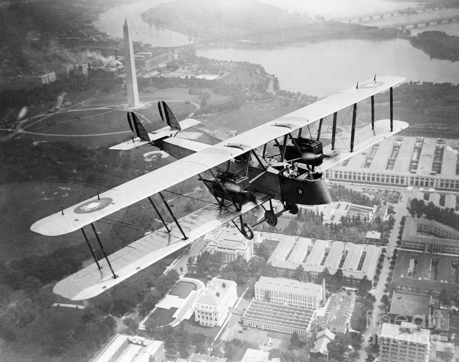 Glenn Martin Bomber Over Washington D C, 1919 Photograph by Granger
