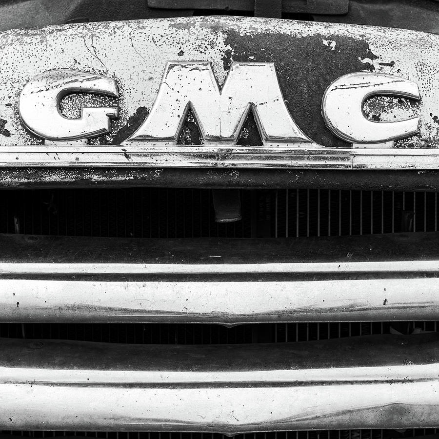 GMC 100 - Grille Detail Photograph by Jon Woodhams