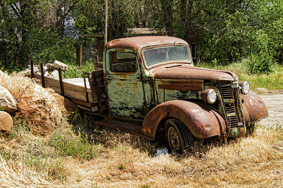 GMC On Side Of Road Photograph by Nick Gray | Pixels