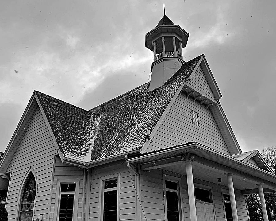 Gods Mountain Home 1 BW Photograph by Lee Darnell