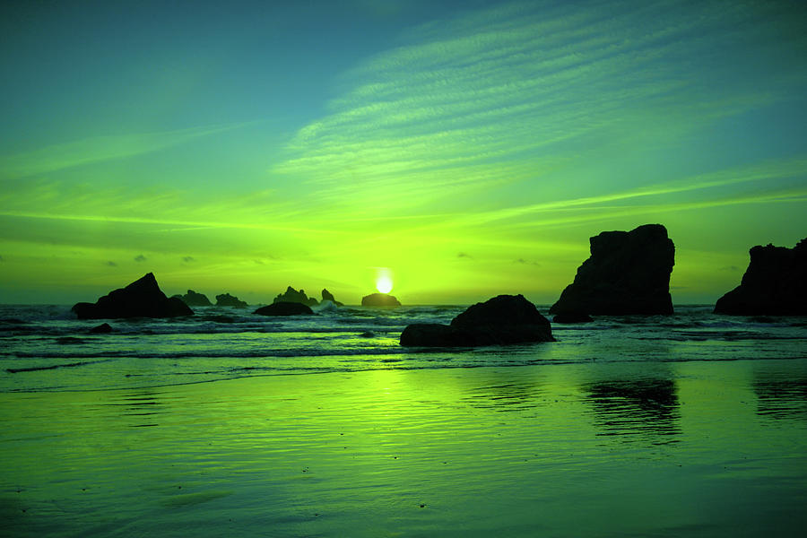 golden moment in Bandon Oregon Photograph by Jeff Swan