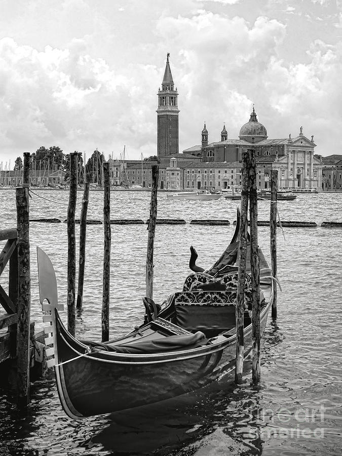Gondola and San Giorgio Maggiore Photograph by Olivier Le Queinec