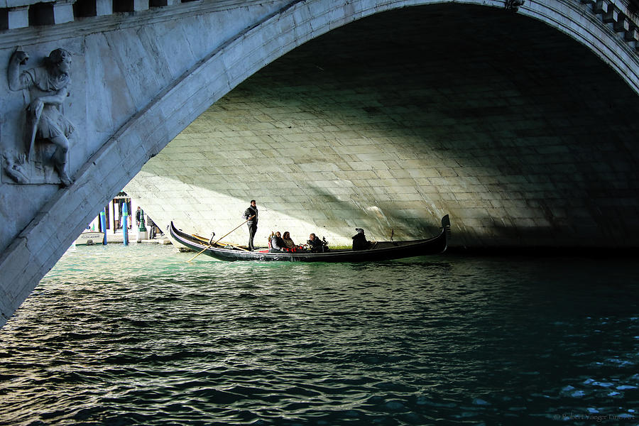 Gondola Under The Ponte De Rialto Photograph