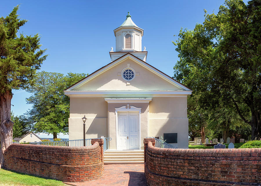 Grace Church - Yorktown Photograph by Susan Rissi Tregoning