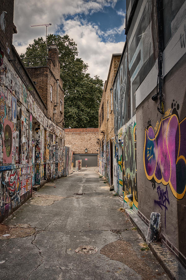 Graffiti Grunge Alleyway Photograph by Raymond Hill