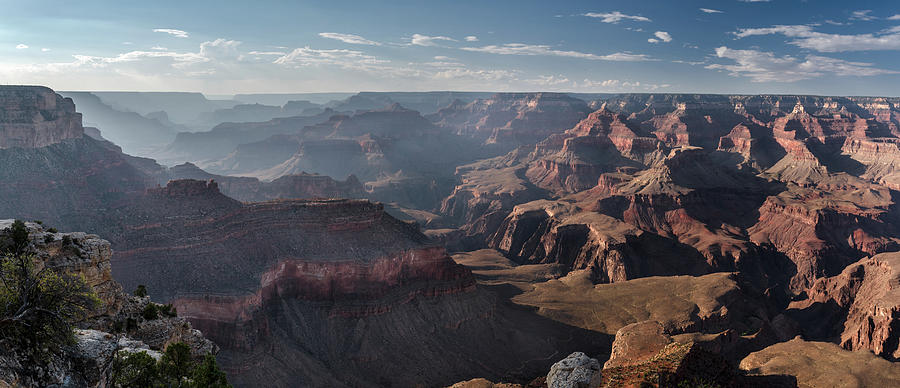 Grand Canyon National Park Photograph - Grand Canyon View from Yavapai Point, South Rim by Ralph Vazquez