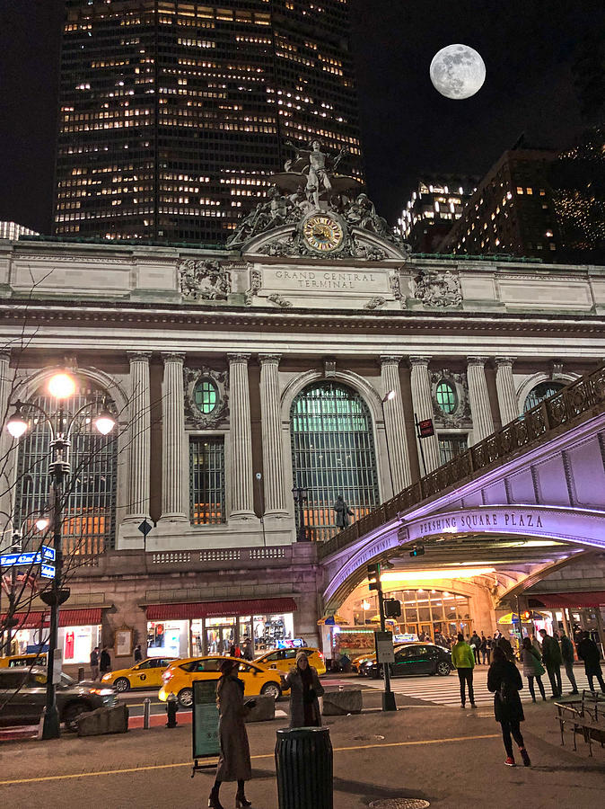 Grand Central Station New York at Night Photograph by Russ Considine