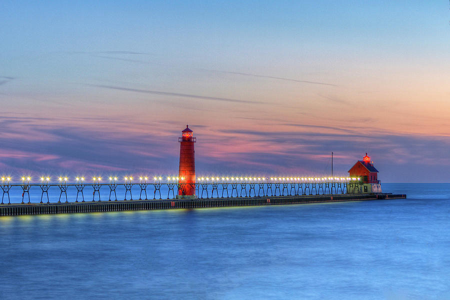 Grand Haven Lighthouse Photograph by Scott Wood