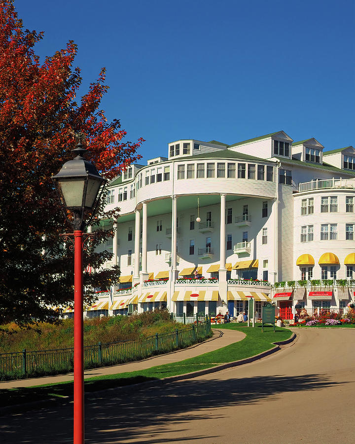 Grand Hotel Entrance Mackinac Island Photograph by Bill Swartwout