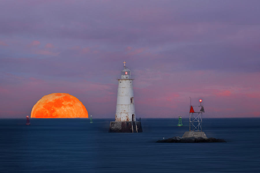 Great Beds Lighthouse Moon Rise Photograph by Susan Candelario