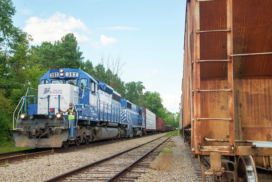 Great Lakes Central Railroad Photograph by Linda Kerkau Fine Art America