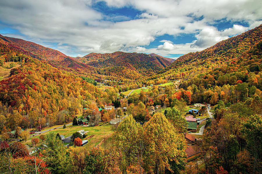 Great Smoky Mountains North Carolina Maggie Valley Autumn Photograph by Robert Stephens