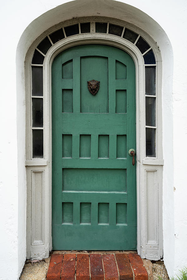 Green door archway at the Oldest House in St. Augustine, Florida ...