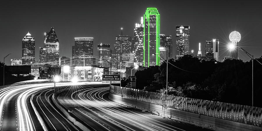 Green Light On The Dallas Skyline Panorama - Selective Color Edition ...