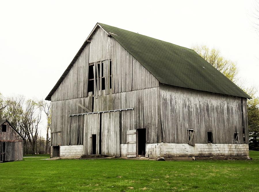 Green roof barn Photograph by Renee Longo - Fine Art America