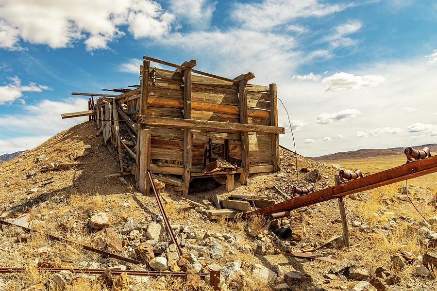 Groom Mine Ruins Photograph by James Marvin Phelps