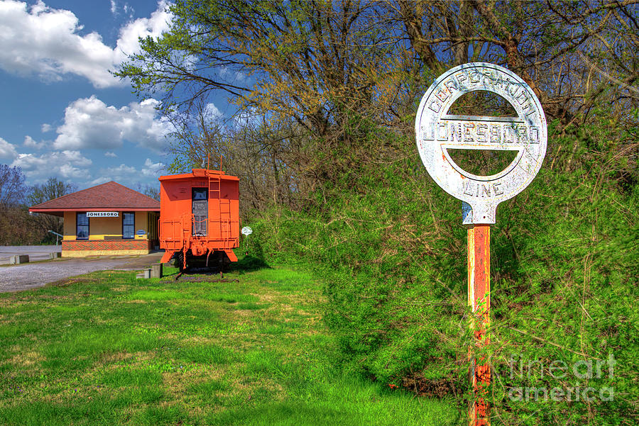 Travel Photograph - Gulf, Mobile and Ohio Depot Jonesboro Illinois by Larry Braun Travel Photograph - Gulf, Mobile and Ohio Depot Jonesboro Illinois by Larry Braun