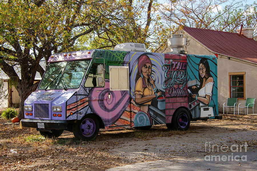 Gypsy Diner Food Truck Photograph by Bob Phillips