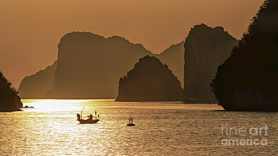Ha Long Bay Awesome Vietnam  Photograph by Chuck Kuhn