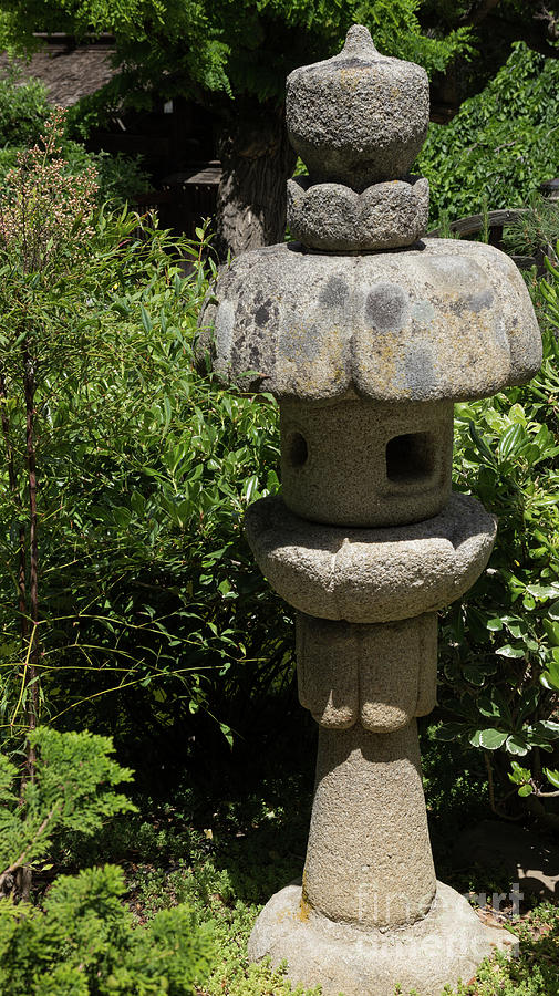 Hakone Gardens Lantern Photograph by Suzanne Luft