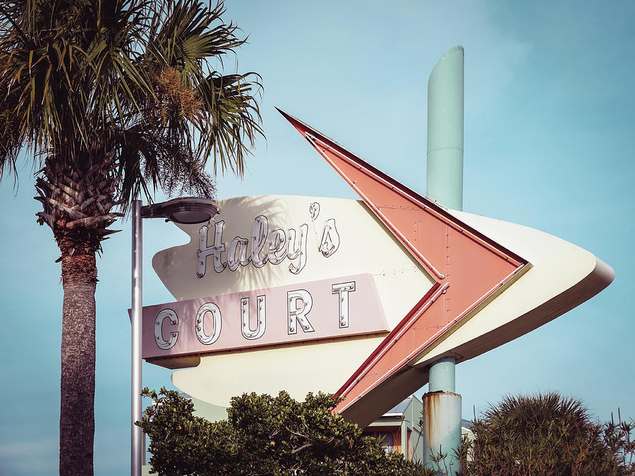 Haleys Motor Court Hotel Sign, Vilano Beach, Florida Photograph by Dawna Moore Photography