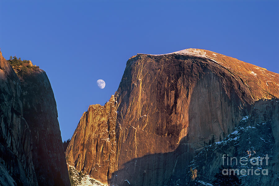 Half Dome Rising Moon Yosemite National Park Photograph by Dave Welling