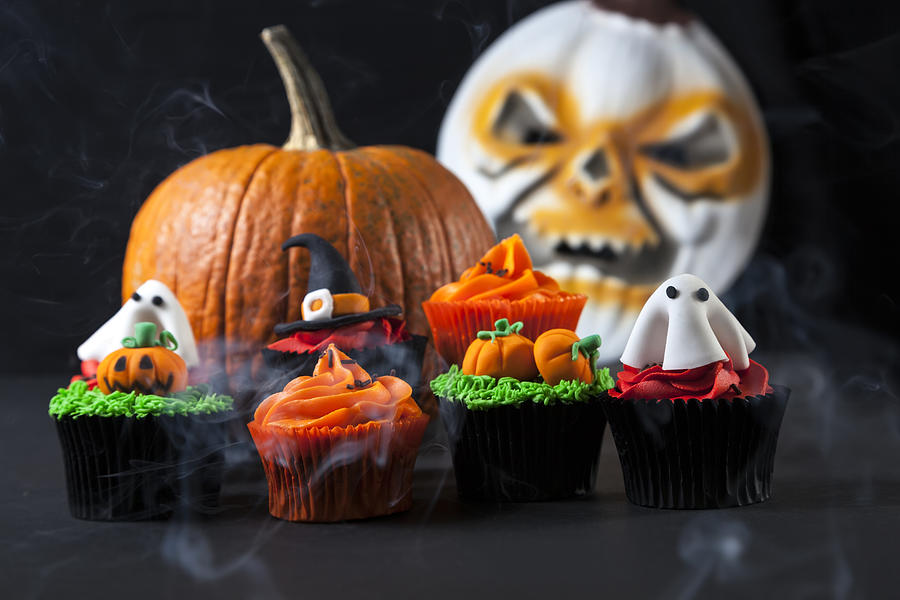 Halloween Cupcakes Photograph by Maika 777
