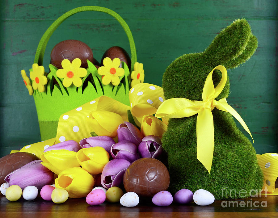 Happy Easter green background Photograph by Milleflore Images